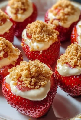 Cheesecake Deviled Strawberries: A Delightful No-Bake Treat!