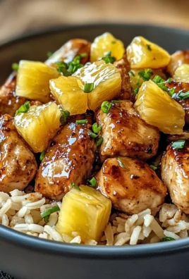 Honey Garlic Pineapple Chicken Bowl: A Tropical Delight!
